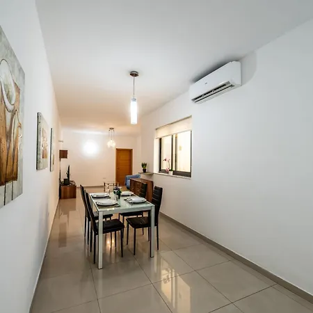 Vista 86 - Sea Blue Mist - 6 アパート スリーマ